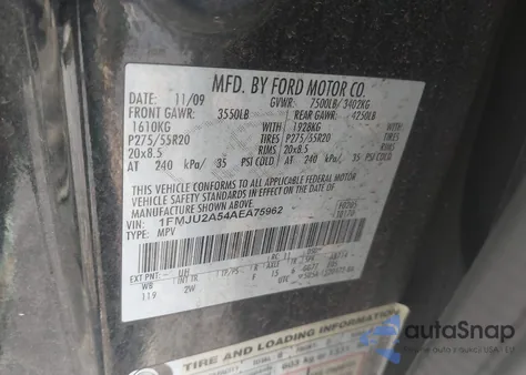 2010 Ford Expedition Limited z USA, uszkodzony, nr VIN 1FMJU2A54AEA75962